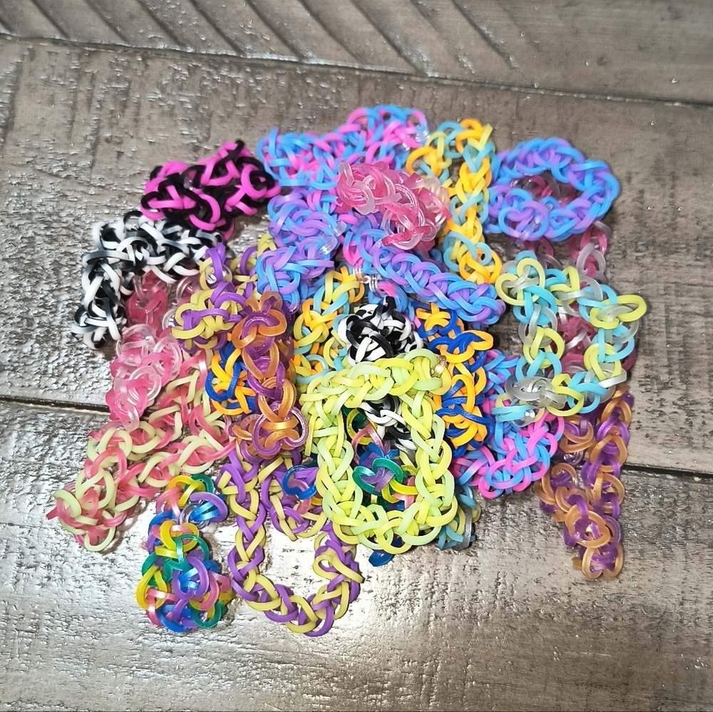 Handmade 10 Piece Mystery Single Loom Bracelet Bundle - Picture 2 of 3